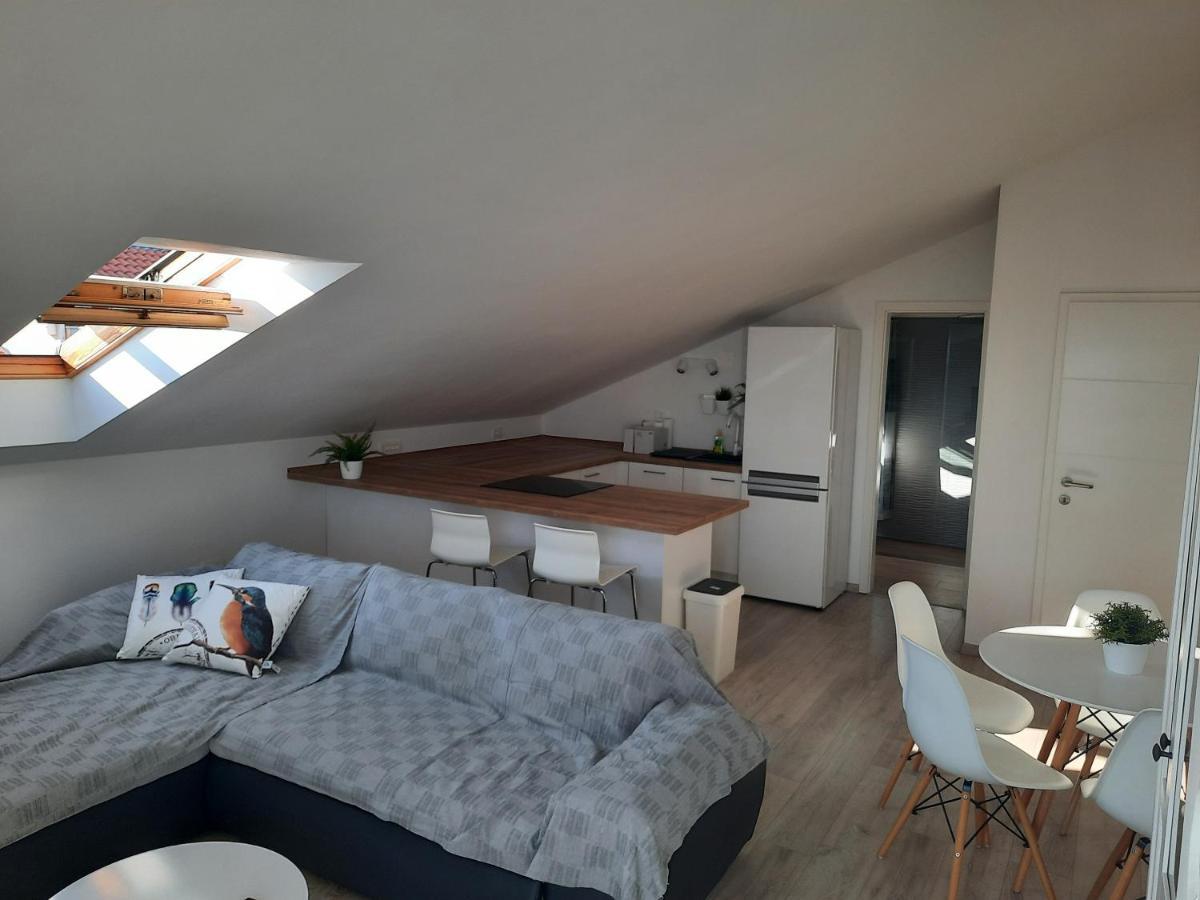 Sea View Later Apartment Rijeka Exterior photo