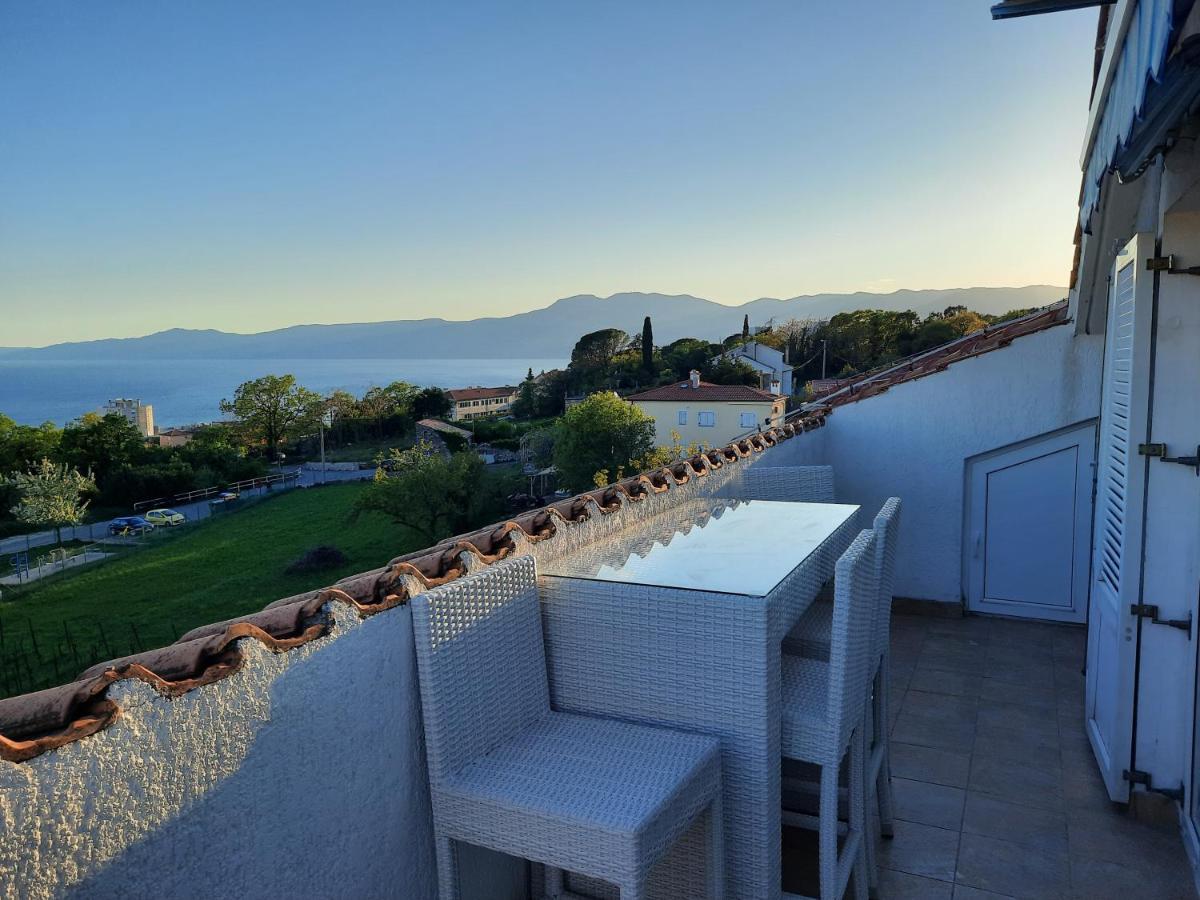 Sea View Later Apartment Rijeka Exterior photo
